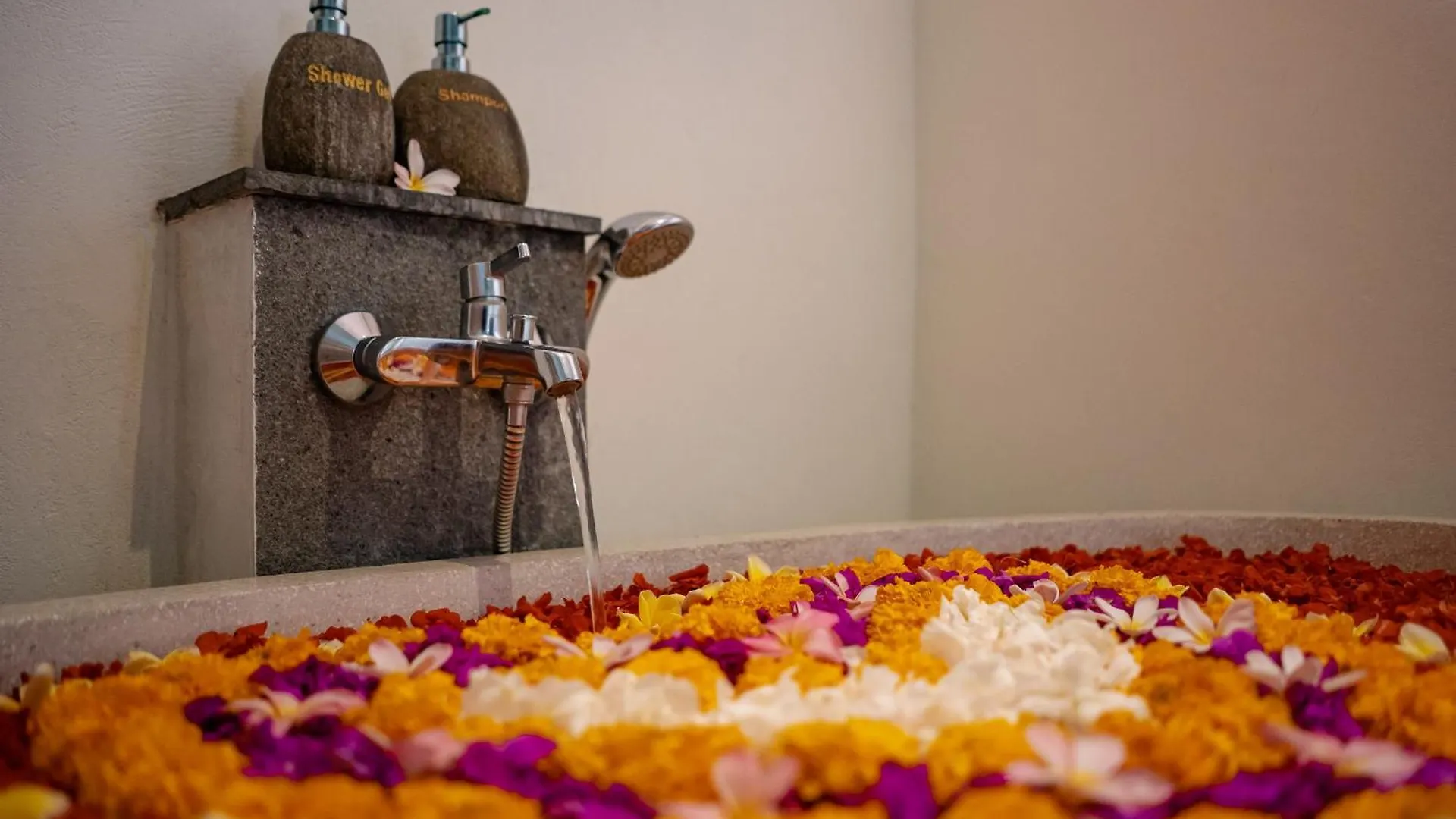 Kubu Rama Ubud Cottage 3*,  Indonesia